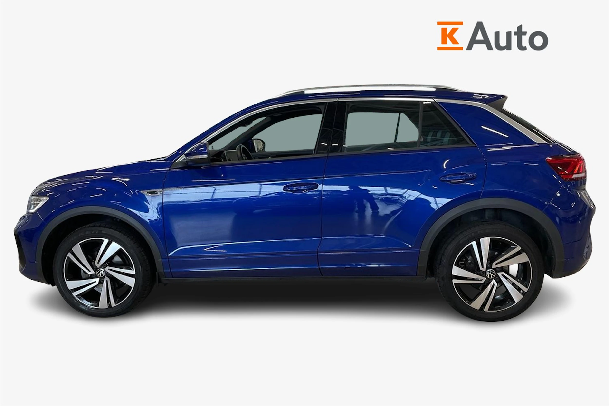 sininen Volkswagen T-Roc 2023 kuva 5.