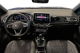 sininen Volkswagen T-Roc 2023 kuva 7.