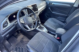 harmaa Volkswagen T-Roc 2023 kuva 3.