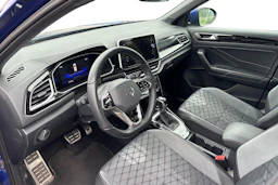 sininen Volkswagen T-Roc 2023 kuva 3.
