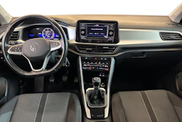 sininen Volkswagen T-ROC 2023 kuva 7.