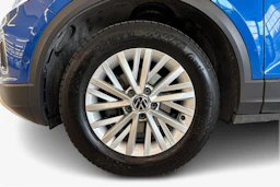 sininen Volkswagen T-ROC 2023 kuva 9.