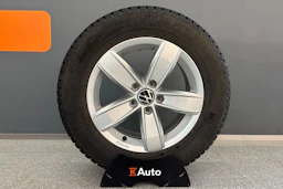 sininen Volkswagen T-ROC 2023 kuva 11.