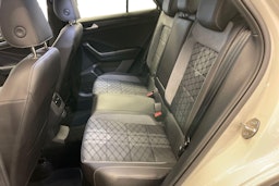 harmaa Volkswagen T-Roc 2023 kuva 10.