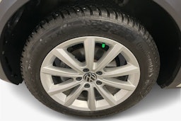 harmaa Volkswagen T-Roc 2023 kuva 11.