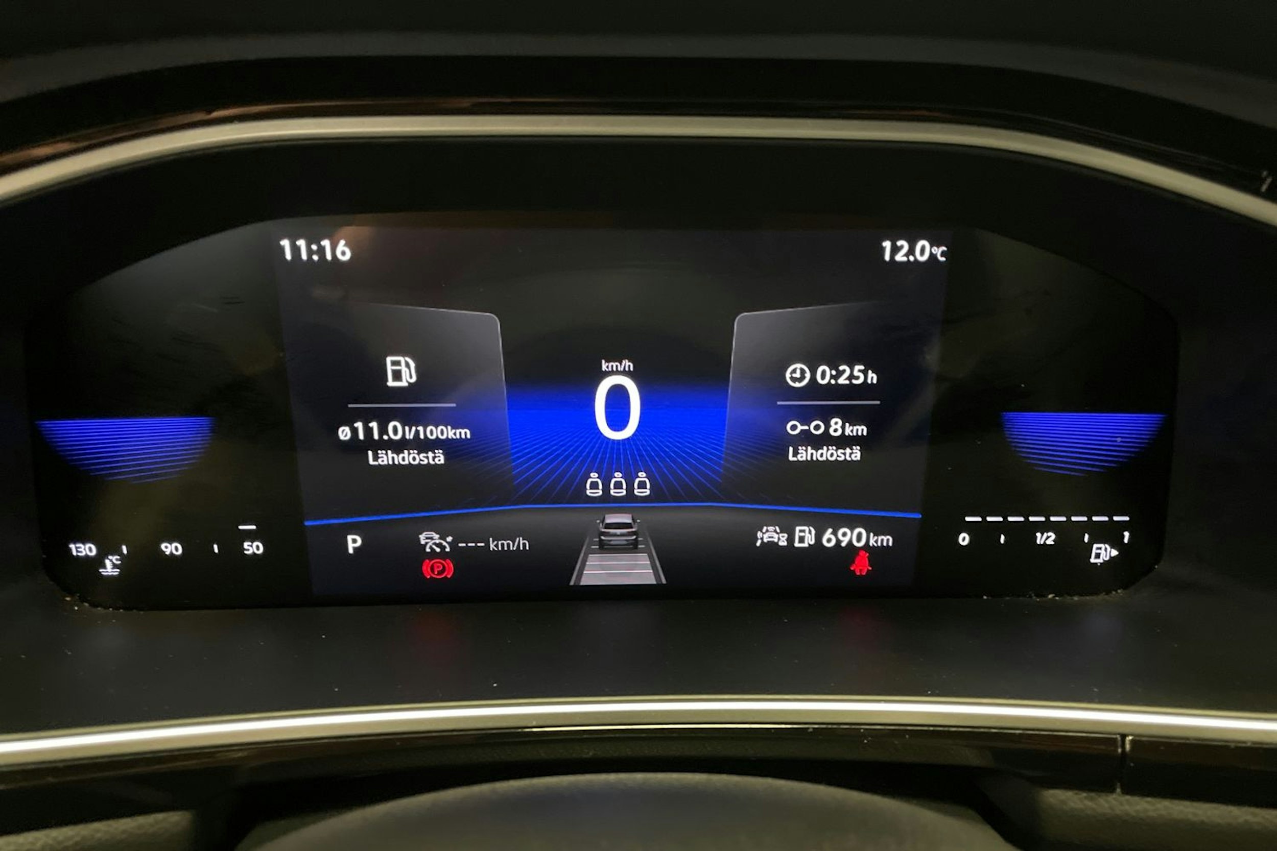 harmaa Volkswagen T-Roc 2023 kuva 22.