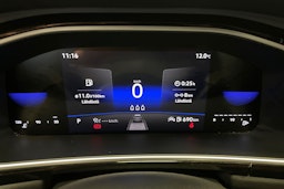 harmaa Volkswagen T-Roc 2023 kuva 22.