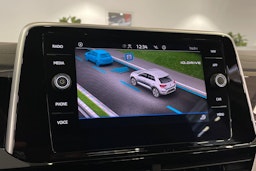 harmaa Volkswagen T-Roc 2023 kuva 32.