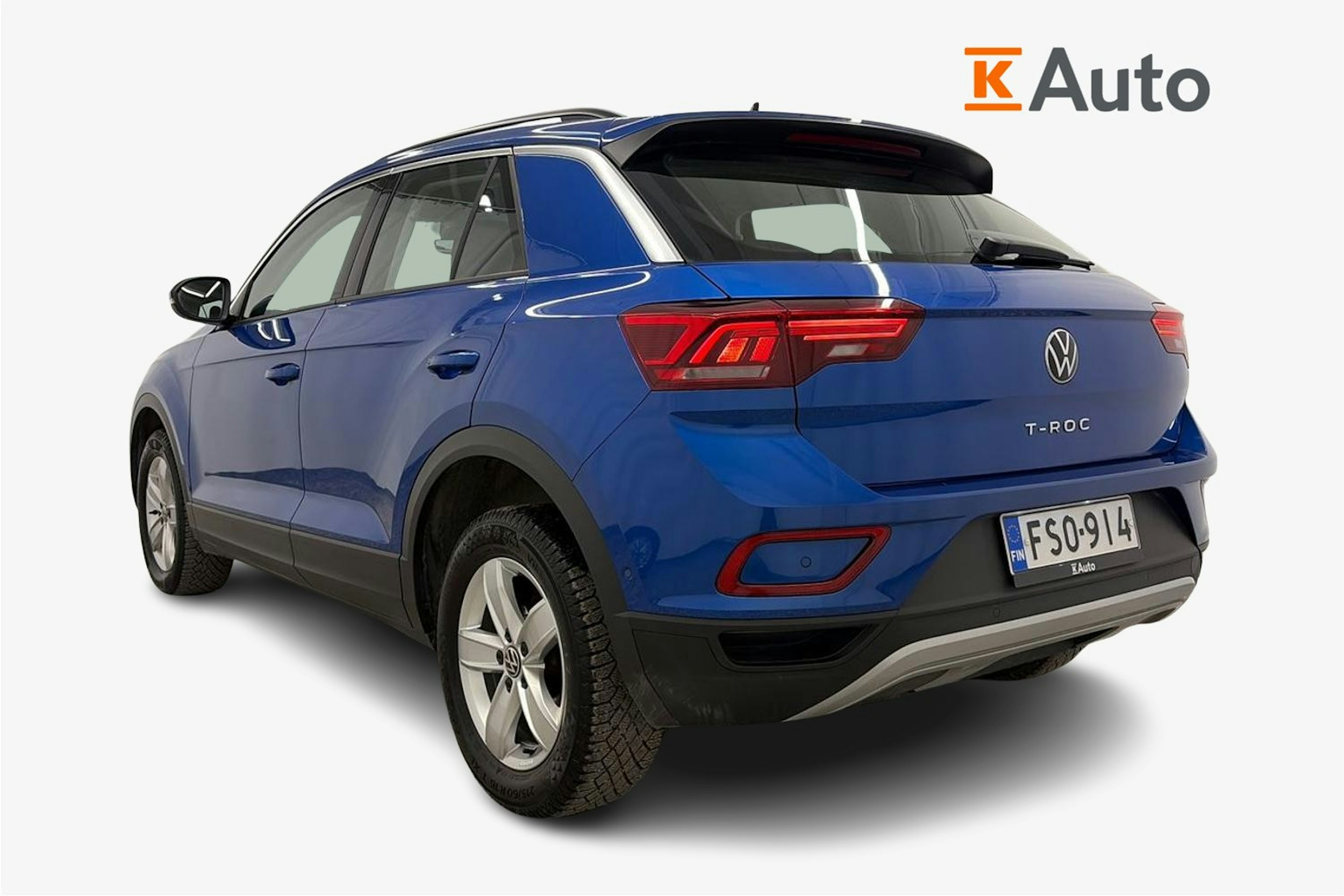 Sininen Volkswagen T-Roc 2023 kuva 2.