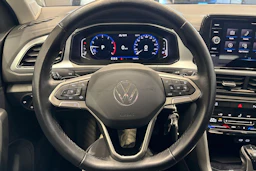 harmaa Volkswagen T-Roc 2023 kuva 15.