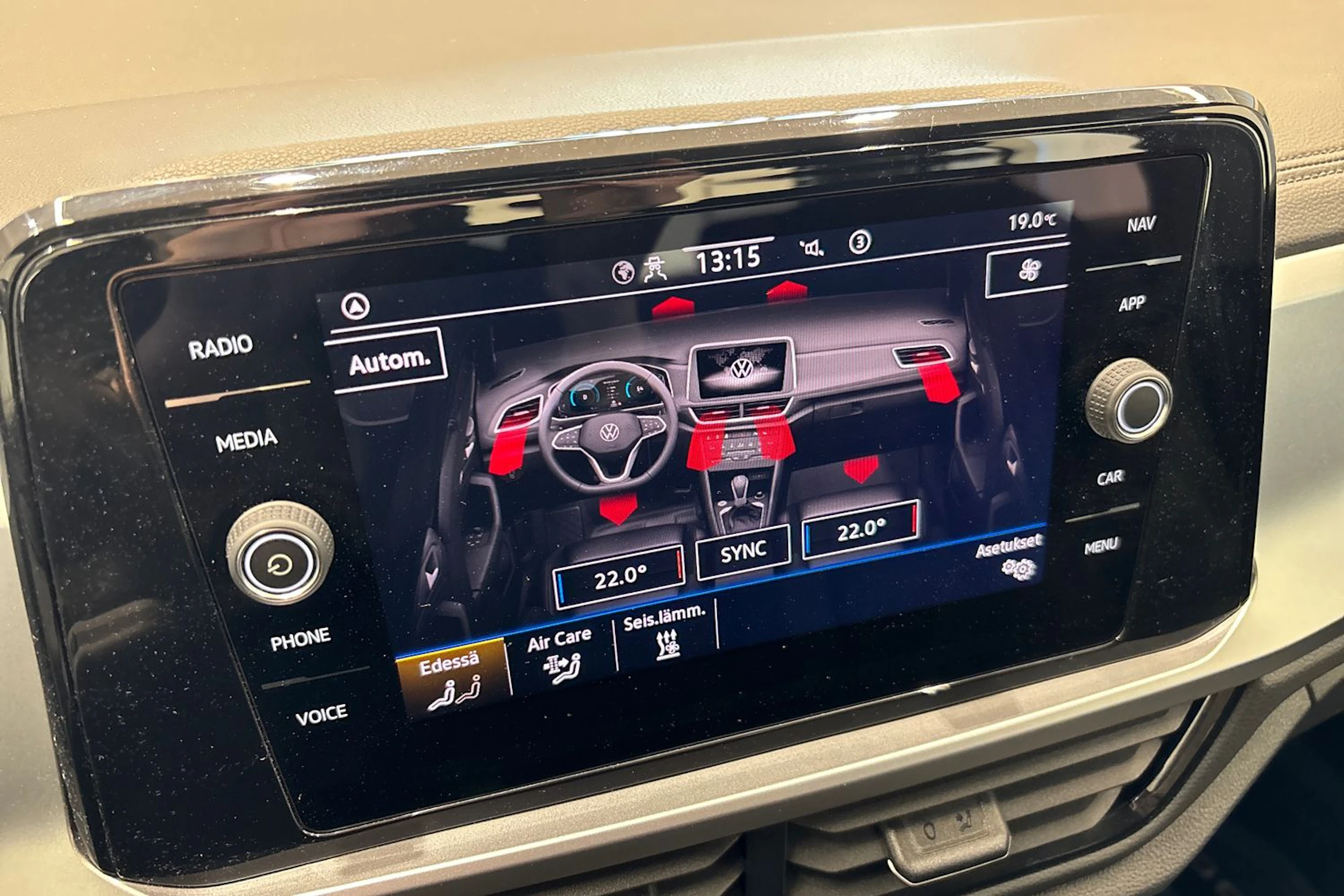 harmaa Volkswagen T-Roc 2023 kuva 27.