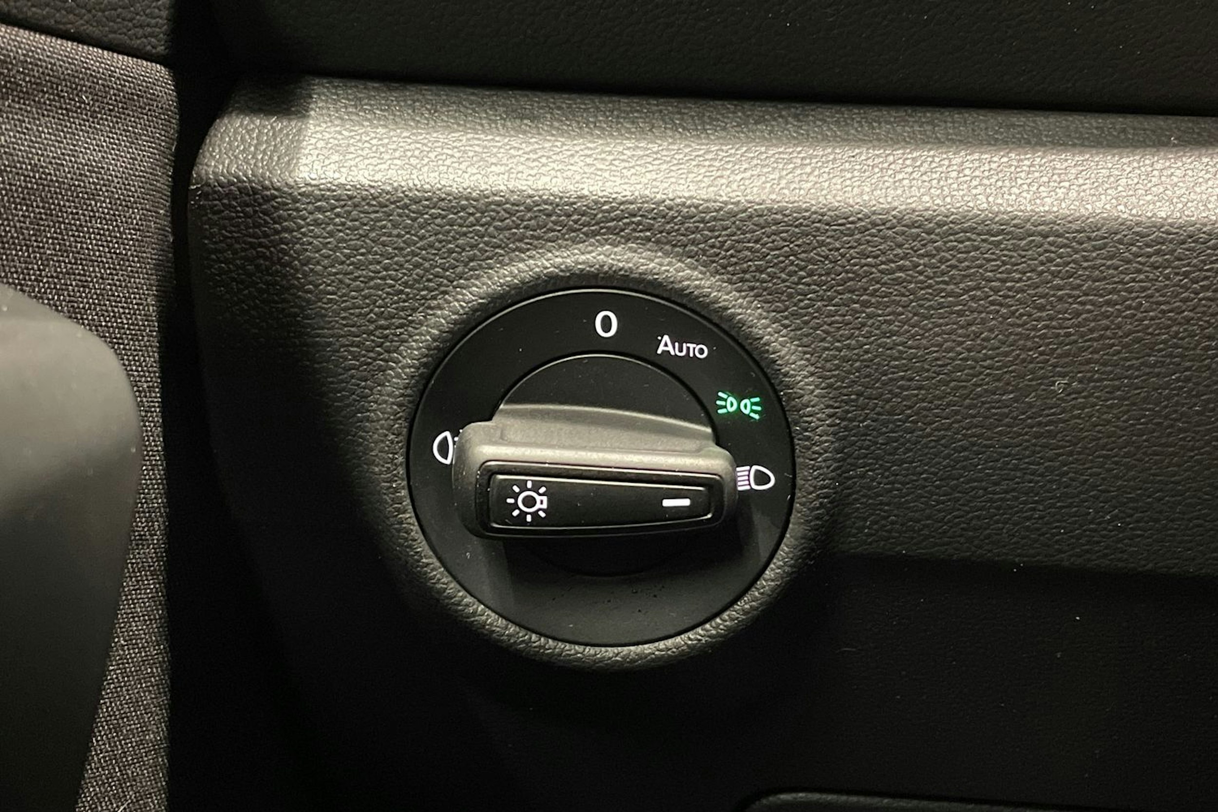 met. harmaa Volkswagen T-Roc 2023 kuva 20.