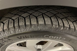 punainen Volkswagen T-Roc 2023 kuva 13.