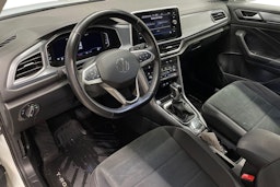 valkoinen Volkswagen T-Roc 2023 kuva 7.