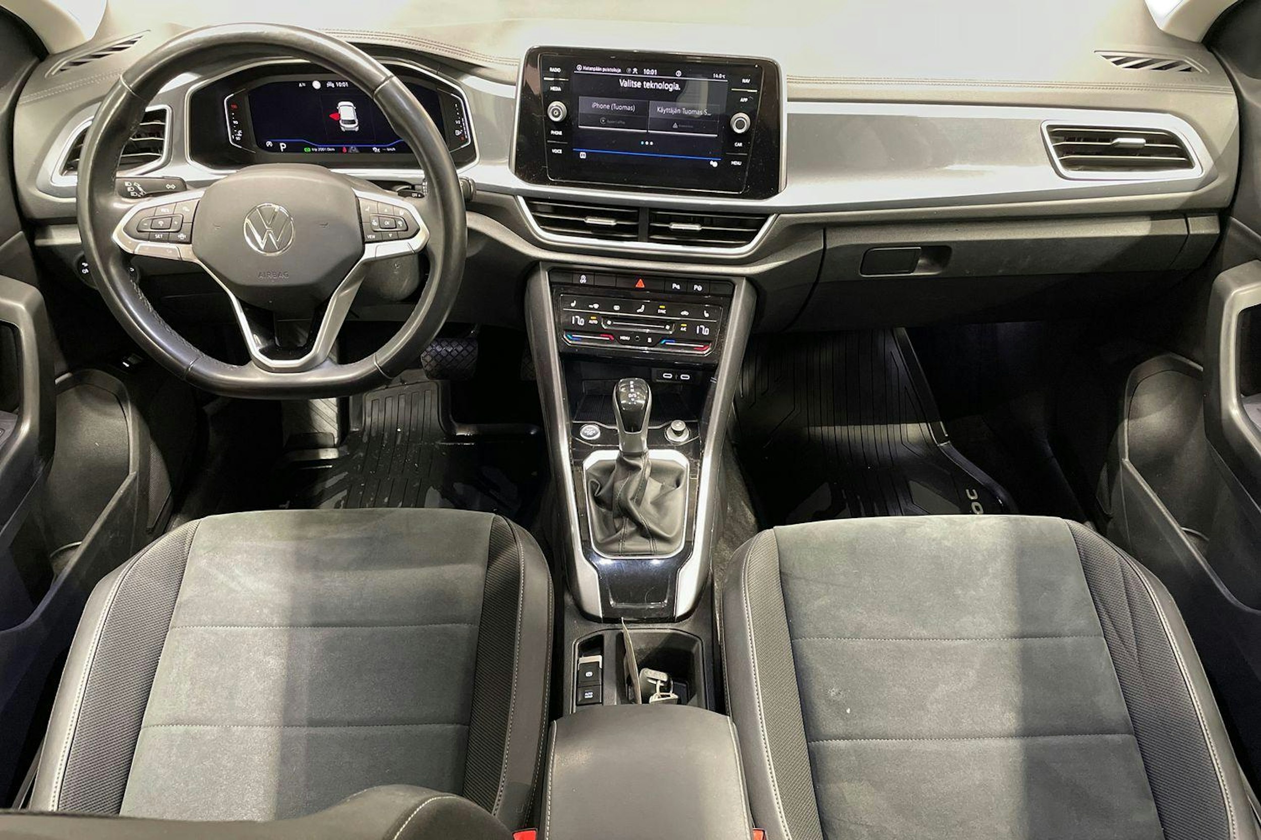 valkoinen Volkswagen T-Roc 2023 kuva 9.