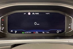 valkoinen Volkswagen T-Roc 2023 kuva 15.