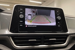 valkoinen Volkswagen T-Roc 2023 kuva 22.