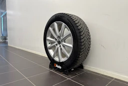 Valkoinen Volkswagen T-Roc 2023 kuva 13.