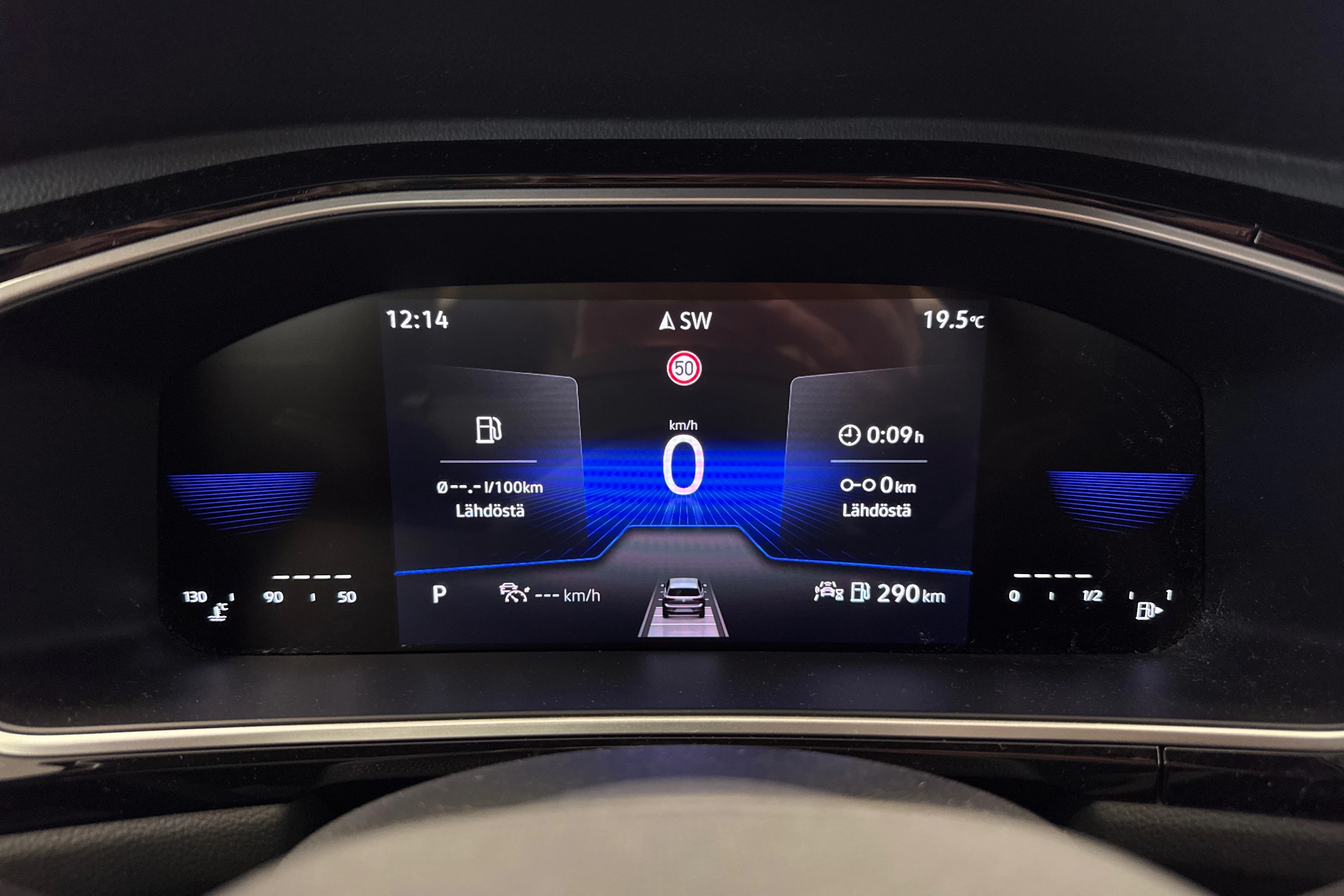 Valkoinen Volkswagen T-Roc 2023 kuva 20.