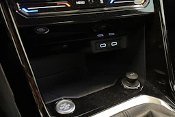 Valkoinen Volkswagen T-Roc 2023 kuva 25.