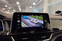 Valkoinen Volkswagen T-Roc 2023 kuva 28.