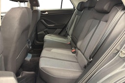 Harmaa Volkswagen T-Roc 2023 kuva 10.