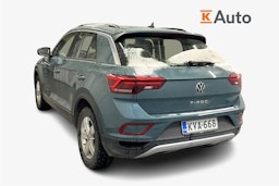 sininen Volkswagen T-Roc 2023 kuva 2.