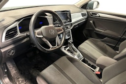 sininen Volkswagen T-Roc 2023 kuva 3.
