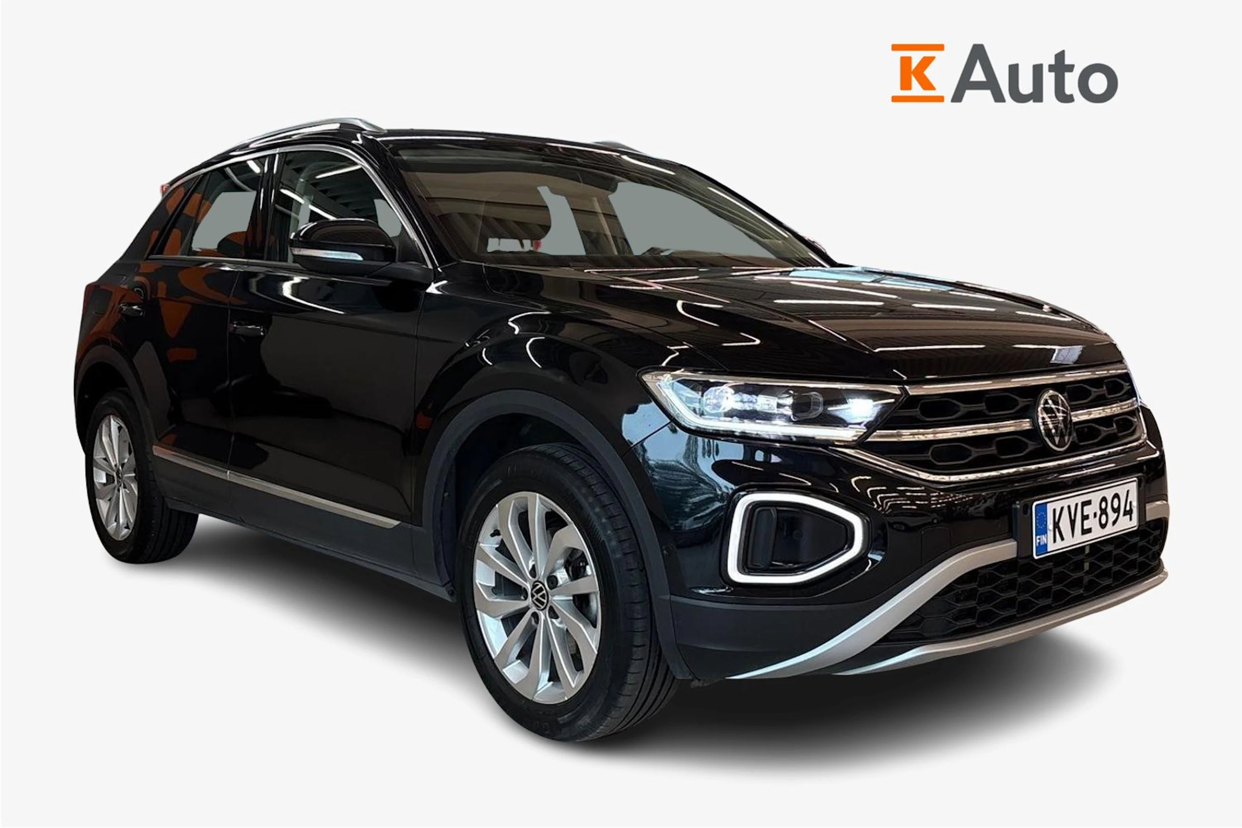 musta Volkswagen T-Roc 2023 kuva 1.