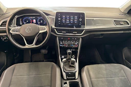 harmaa Volkswagen T-Roc 2023 kuva 7.