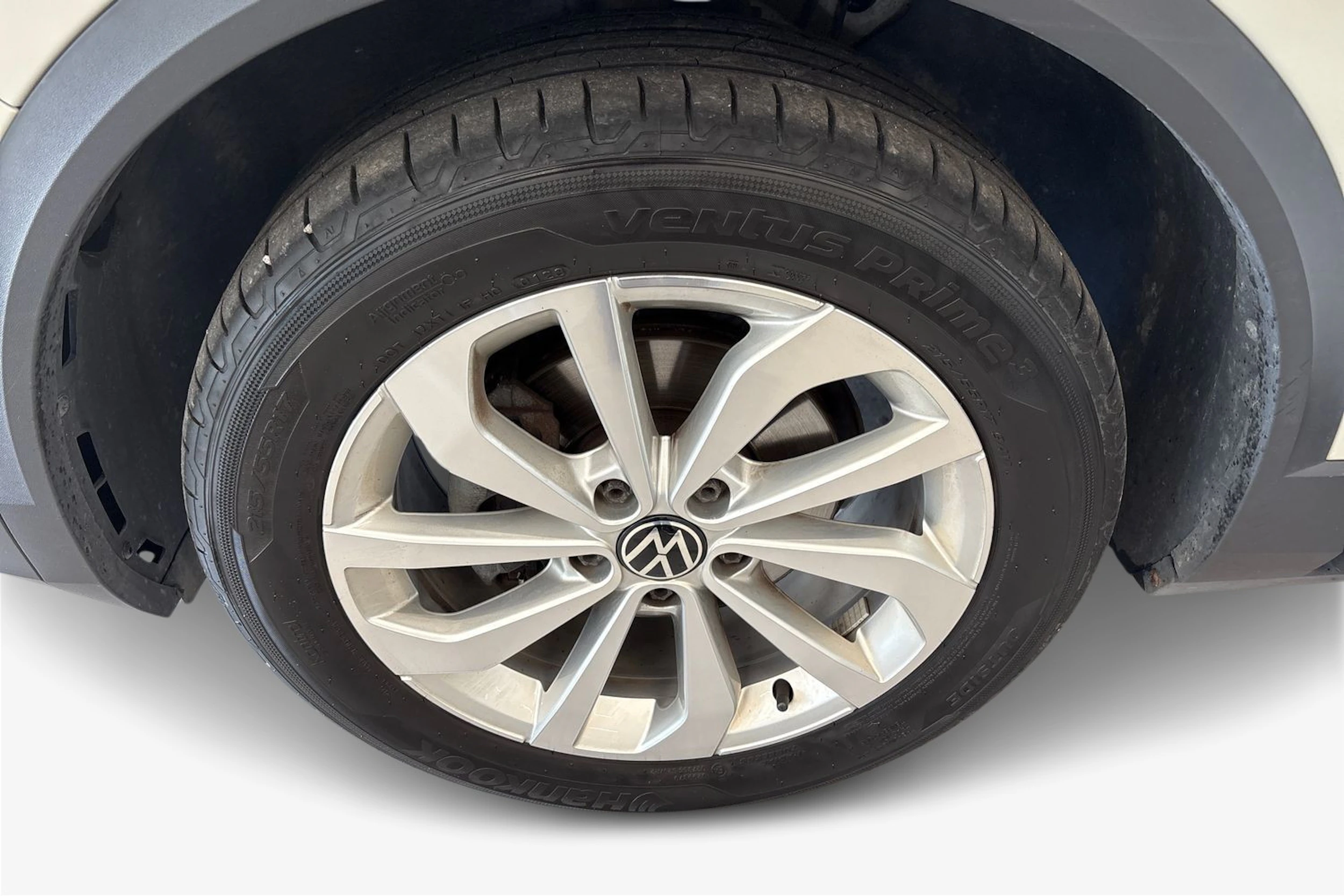 harmaa Volkswagen T-Roc 2023 kuva 9.