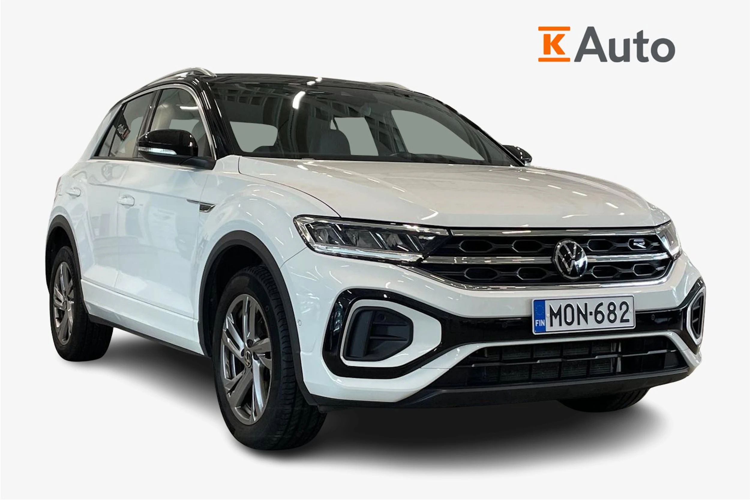 valkoinen Volkswagen T-Roc 2023 kuva 1.