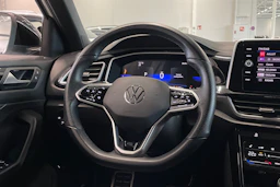 valkoinen Volkswagen T-Roc 2023 kuva 12.
