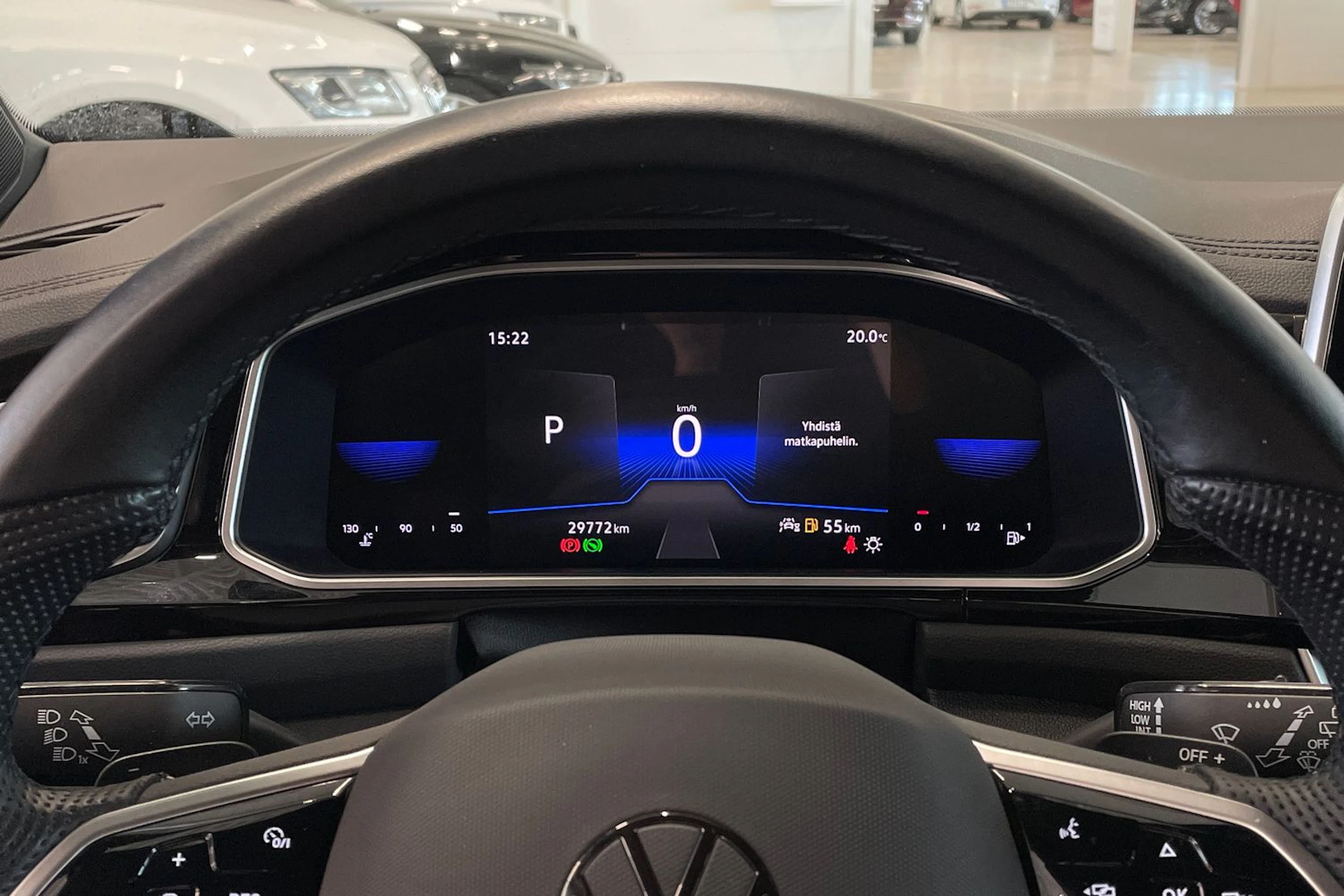 valkoinen Volkswagen T-Roc 2023 kuva 15.