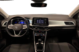 valkoinen Volkswagen T-Roc 2023 kuva 9.