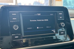 valkoinen Volkswagen T-Roc 2023 kuva 28.