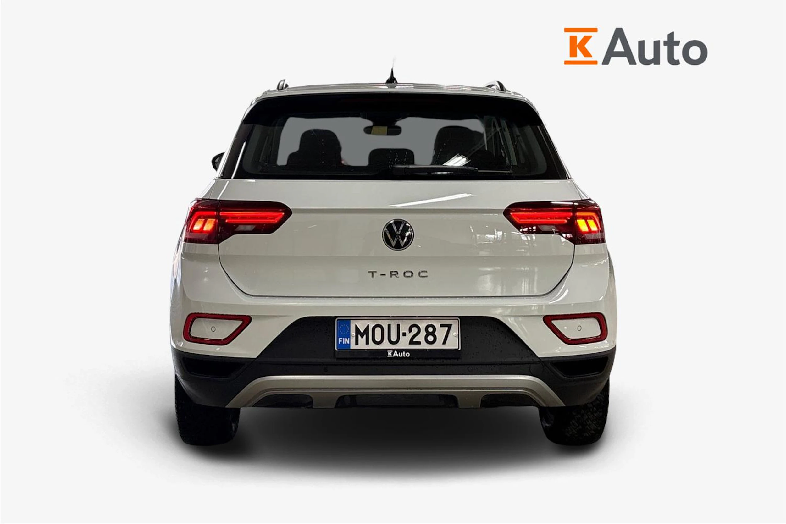 valkoinen Volkswagen T-Roc 2023 kuva 4.