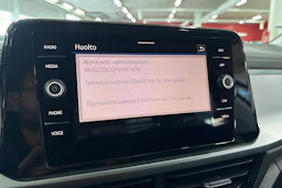 valkoinen Volkswagen T-Roc 2023 kuva 21.