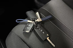 valkoinen Volkswagen T-Roc 2023 kuva 31.