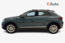 Sininen Volkswagen T-Roc 2023 kuva 5.