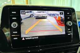 Harmaa Volkswagen T-Roc 2023 kuva 18.