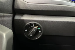 harmaa Volkswagen T-Roc 2023 kuva 23.