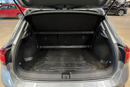 harmaa Volkswagen T-Roc 2023 kuva 25.