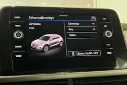 sininen Volkswagen T-Roc 2023 kuva 22.
