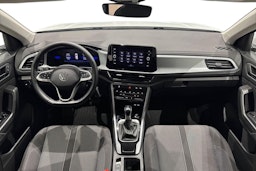 valkoinen Volkswagen T-Roc 2023 kuva 9.