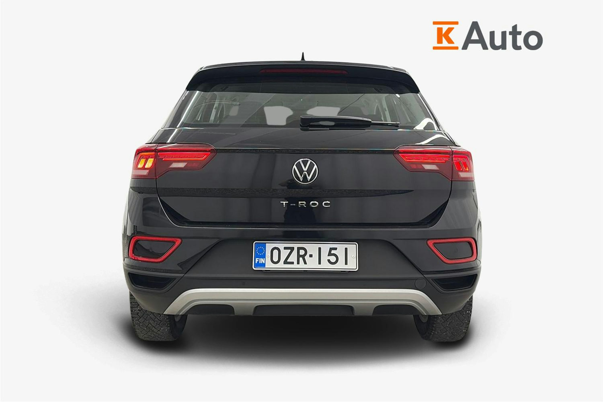 musta Volkswagen T-Roc 2023 kuva 3.