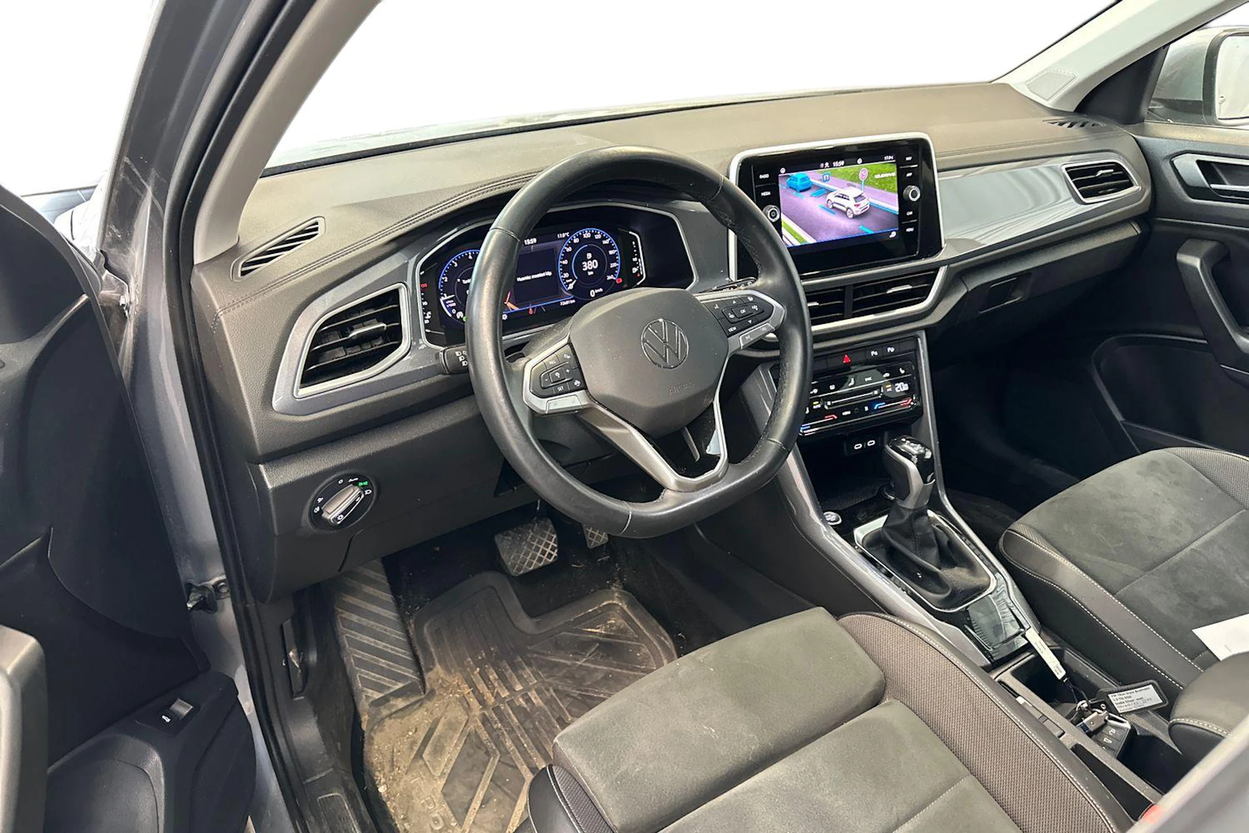 harmaa Volkswagen T-Roc 2023 kuva 3.