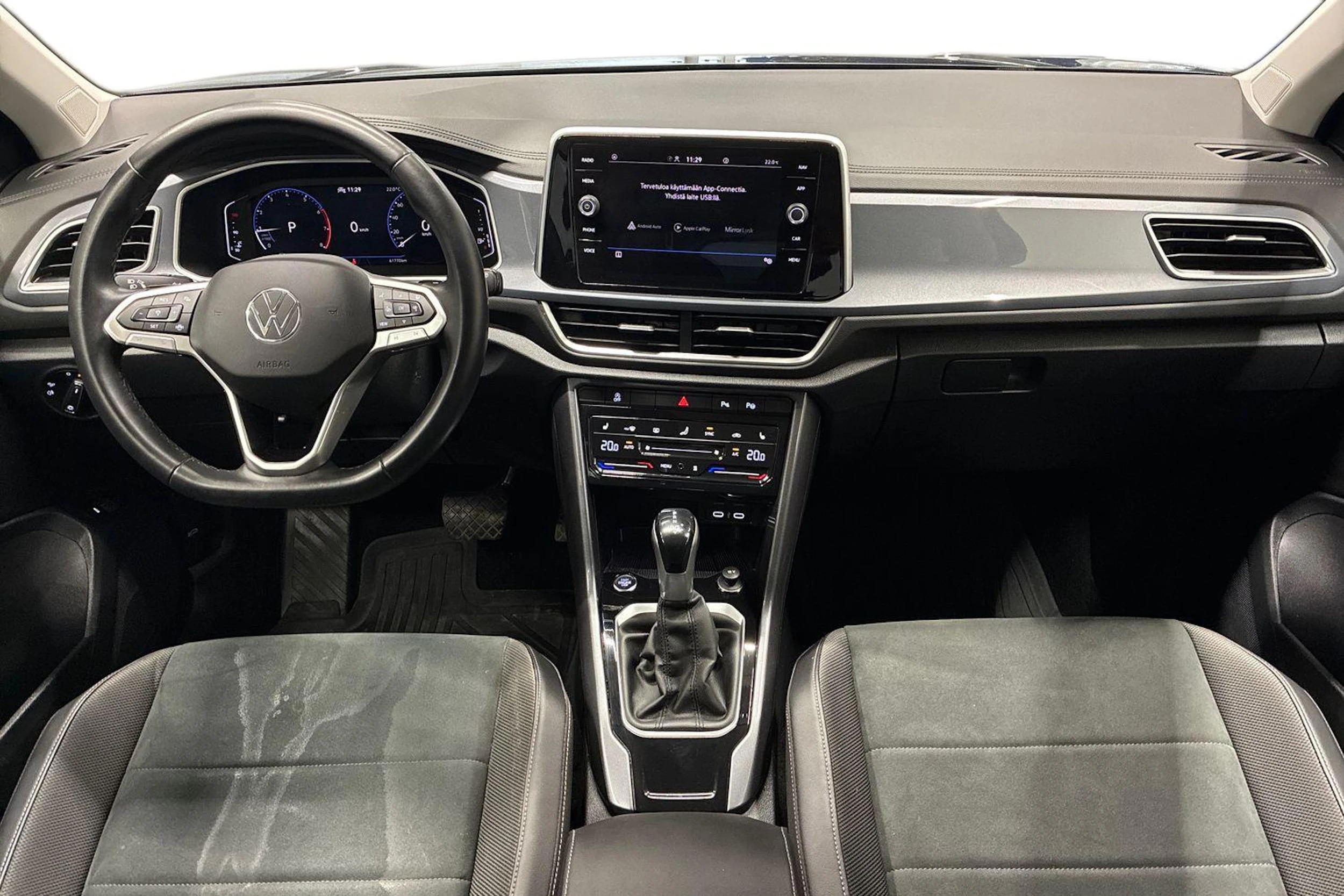 harmaa Volkswagen T-Roc 2023 kuva 9.