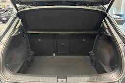 harmaa Volkswagen T-Roc 2023 kuva 25.