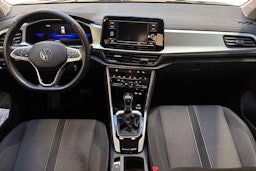 met. musta Volkswagen T-Roc 2023 kuva 9.